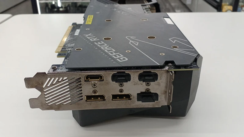 GIGABYTE Graphics Board: AORUS GEFORCE RTX 3070TI