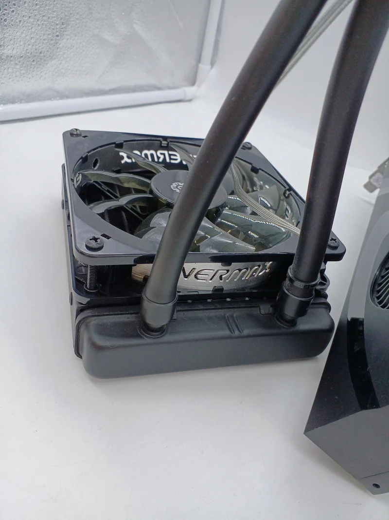 SYCOM Graphics Board: RTX2080 SUPER with liquid cooling