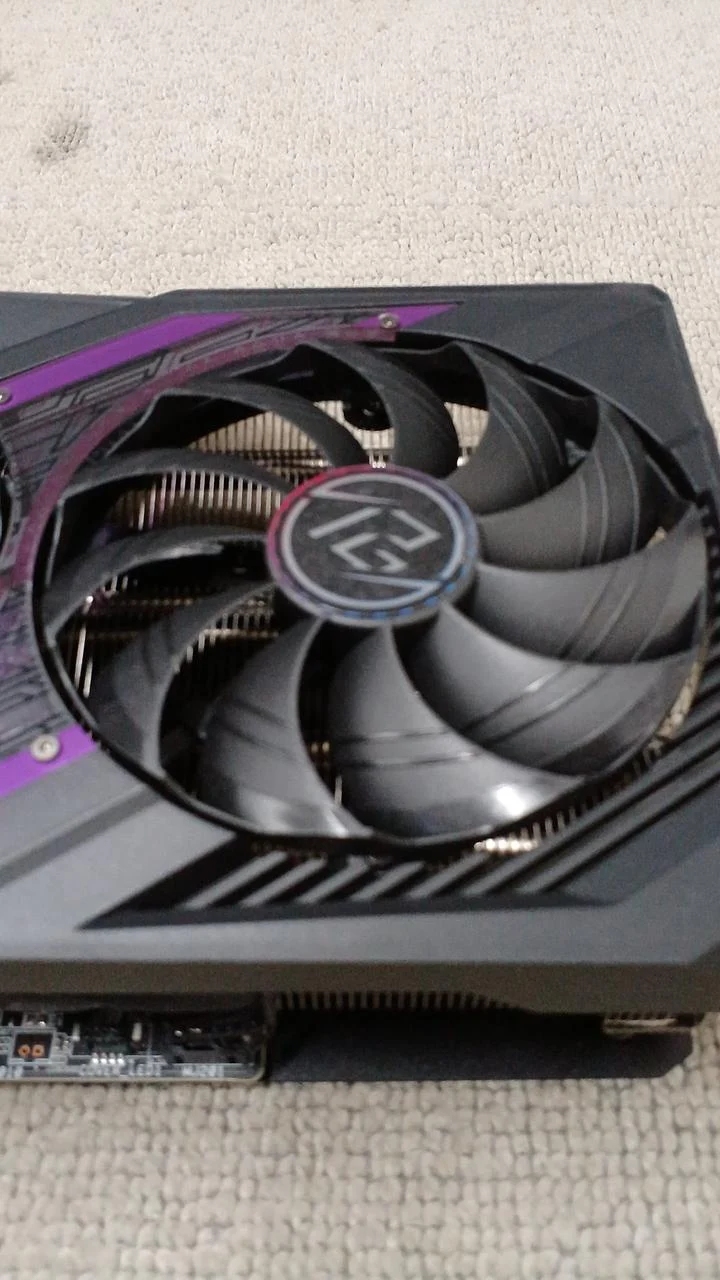 Carte graphique ASROCK RX7800XT PG 16 Go
