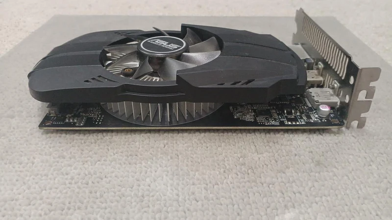 Carte graphique ASUS PH-GTX1050TI-4G