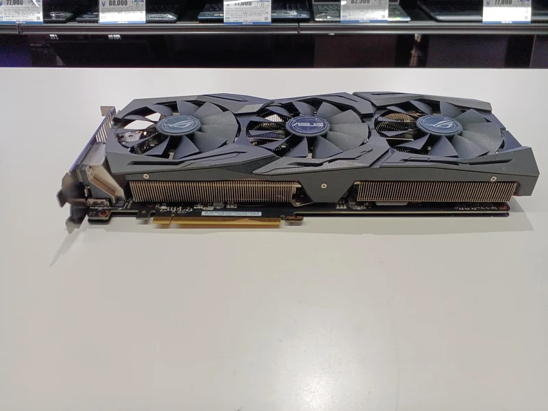 ASUS Graphics Board: STRIX GTX1070 08G GAMING