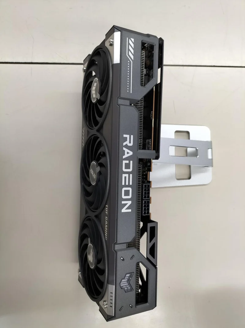 ASUS Graphics Board: TUF-RX9070-O16G-GAMING