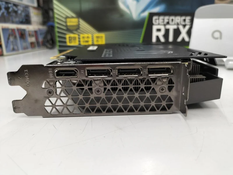 Carte graphique ZOTAC GAMING : RTX 3070 TWIN EDGE 8 Go