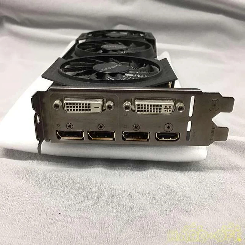 GIGABYTE Graphics Card (GTX970) GV-N970WF3OC-4DG