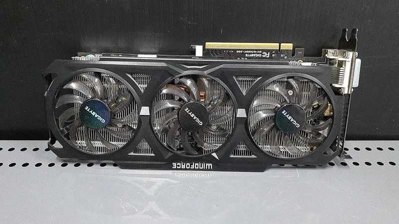 Carte graphique NVIDIA : GTX 760