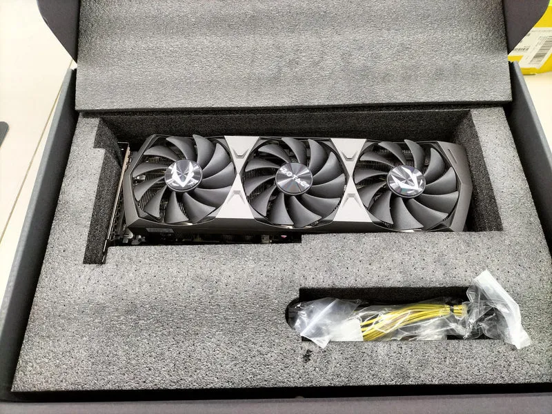 Carte graphique ZOTAC GAMING : ZT-3080-10G-OC