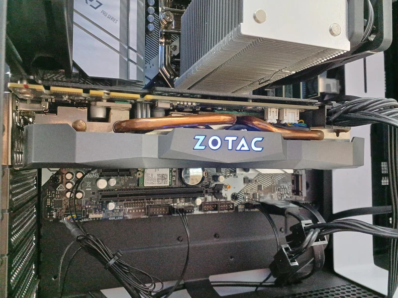 Carte graphique ZOTAC : GEFORCE GTX 1080 8 Go 256 bits