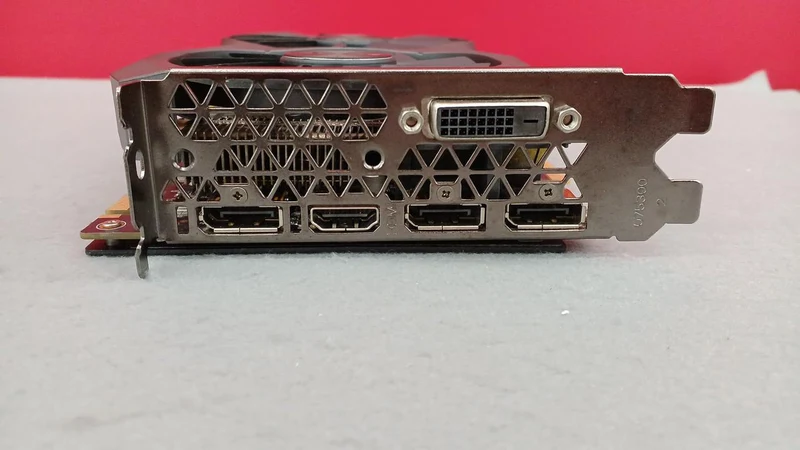 Carte graphique ZOTAC : GEFORCE GTX 1080 8 Go 256 bits