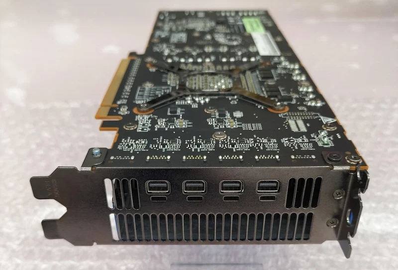 AMD Graphics Card: RADEON PRO V320