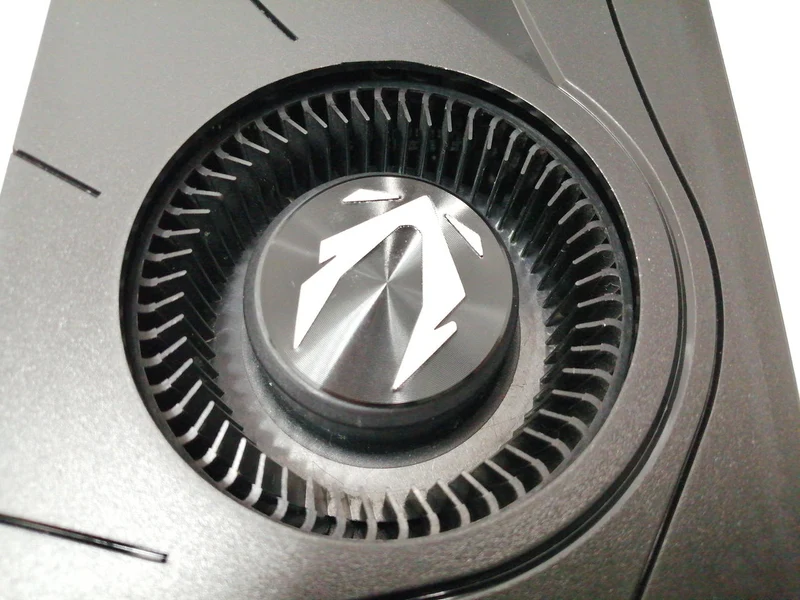 Carte graphique ZOTAC : GEFORCE RTX 2060 SUPER 8 Go GDD