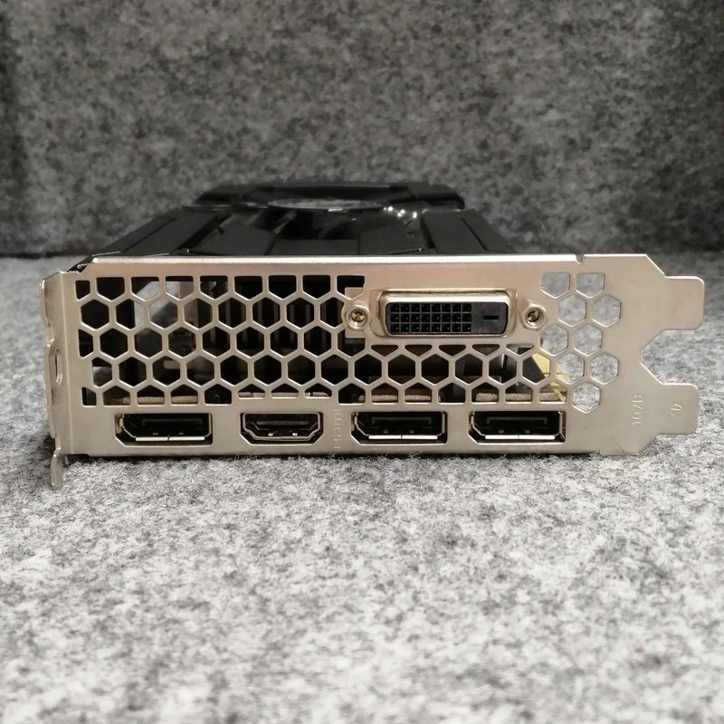 Carte graphique PALIT/GTX 1060 3 Go NE51060015F9-1061F