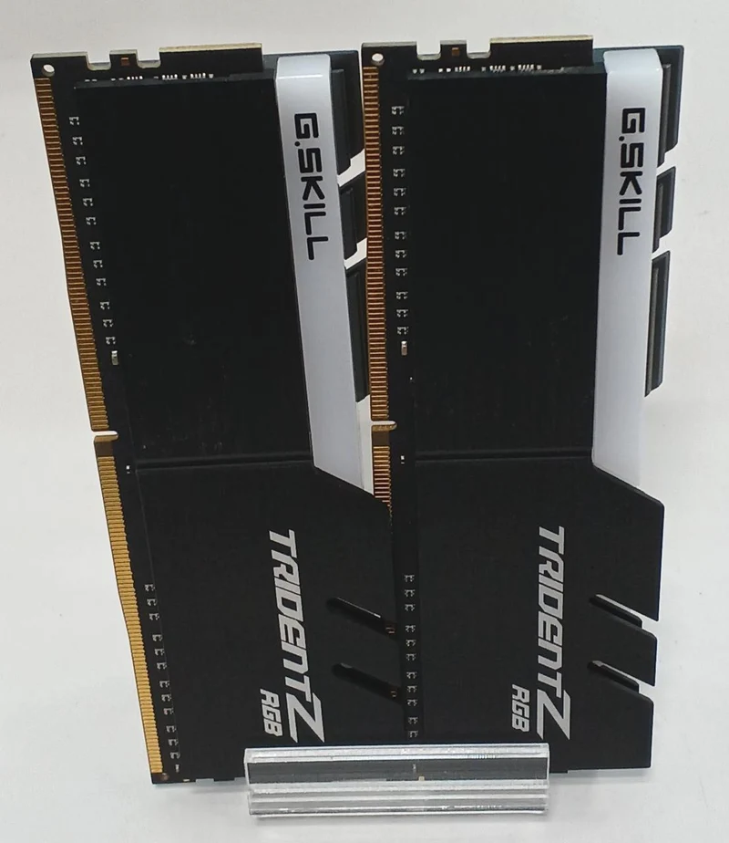 Mémoire de bureau G.SKILL DDR4 DDR4 32 Go (2 x 16 Go)