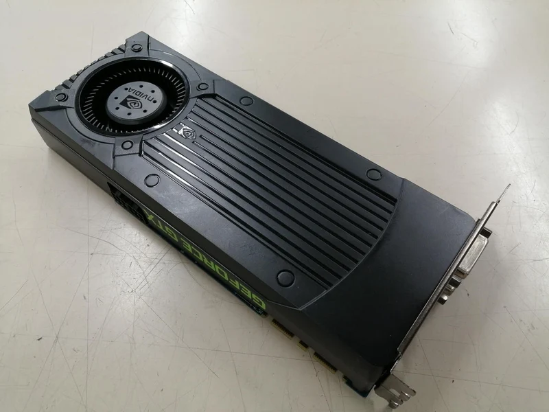 Carte graphique NVIDIA : GTX 760