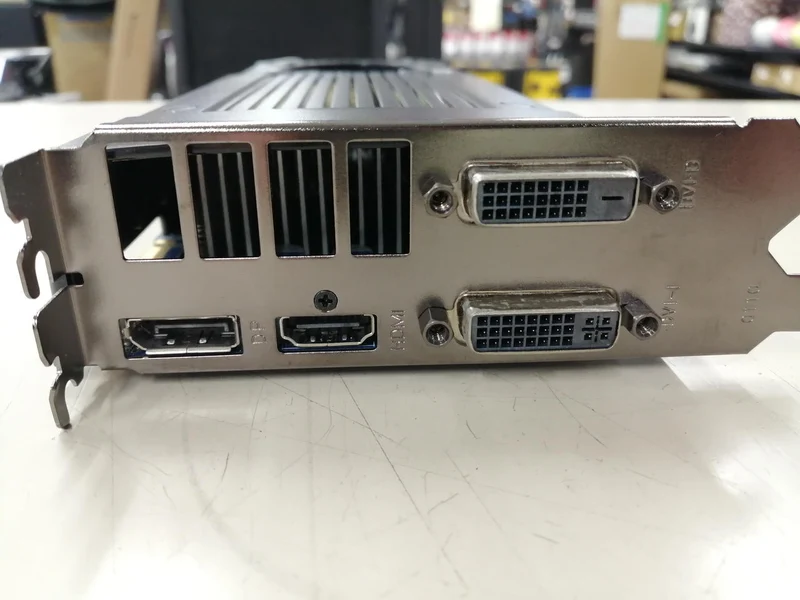 Carte graphique NVIDIA : GTX 760