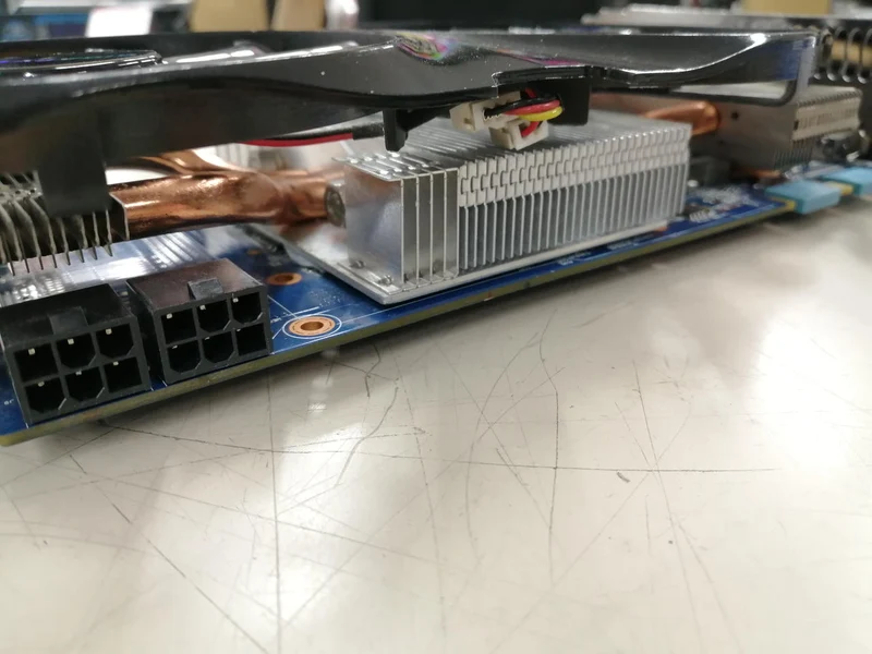 Carte graphique GIGABYTE : GV-N66TWF2-2GD