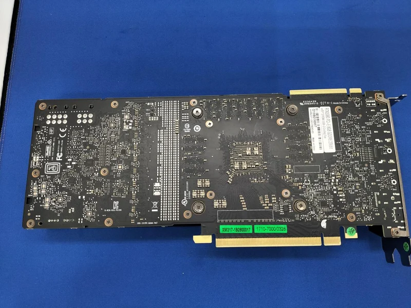 Carte graphique NVIDIA RTX 2080 PCI-E 8 Go