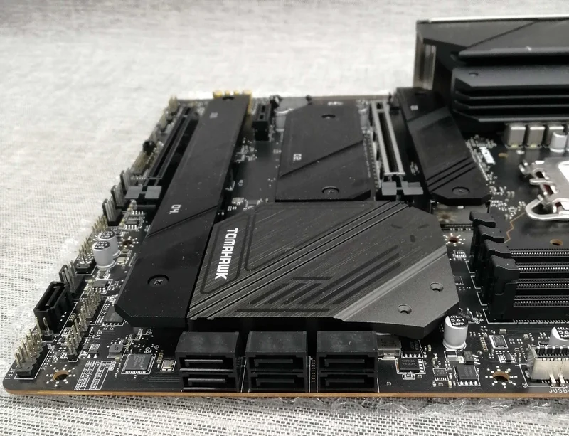 Carte mère MSI MAG Z790 TOMAHAWK WIFI DDR5