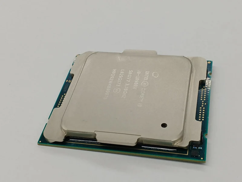 Processeur Intel Core i9-10900X