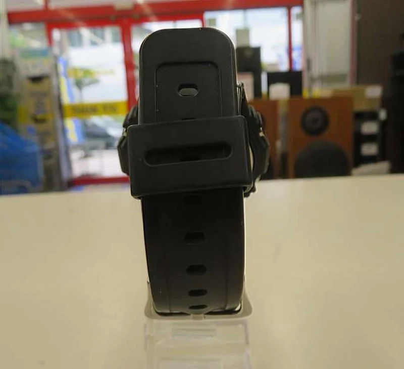 Montre-bracelet numérique à quartz CASIO G-5600UE
