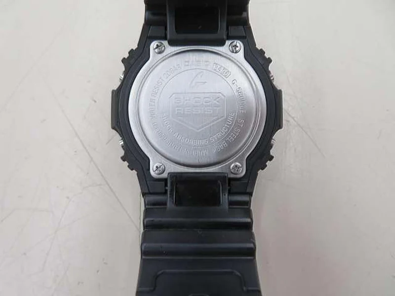 Montre-bracelet numérique à quartz CASIO G-5600UE