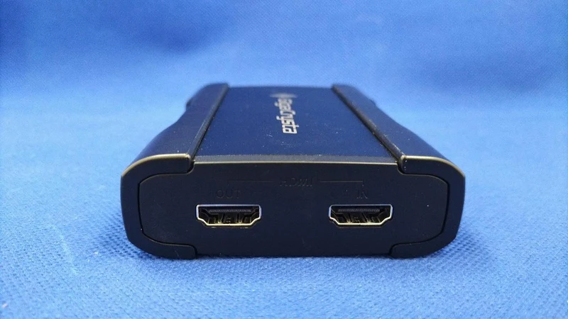 DONNÉES E・SORTIE GV-USB3HDS/E GV-USB3HDS/E