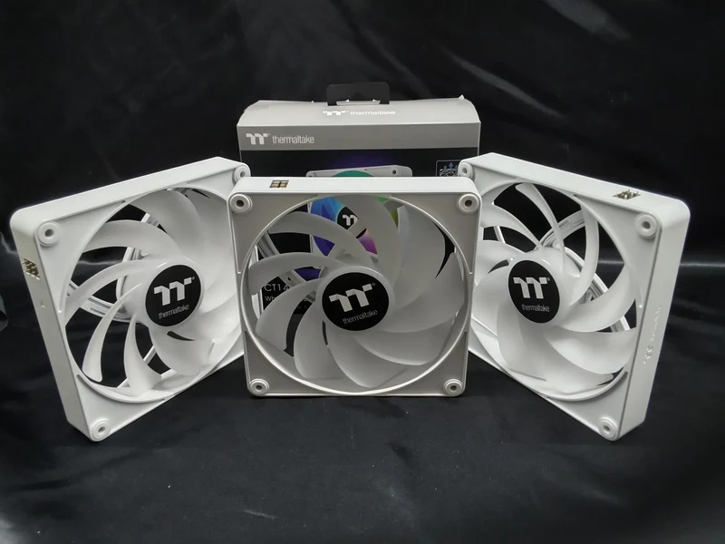THERMALTAKE Case Fan CL-F195-PL14SW-A