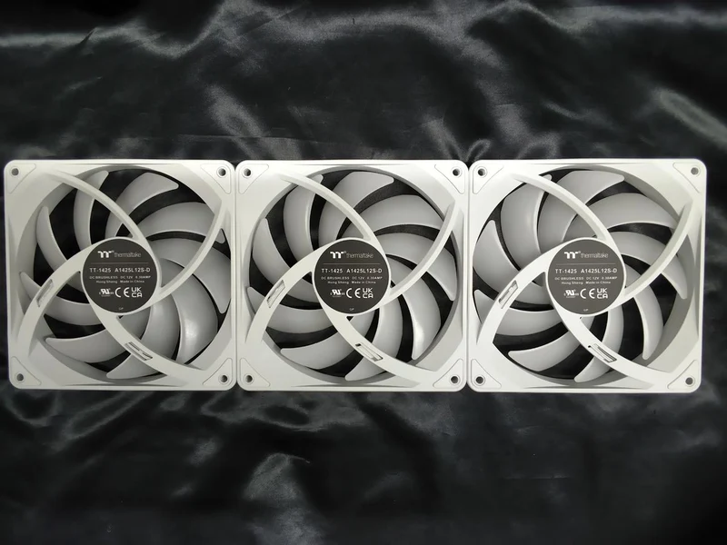 THERMALTAKE Case Fan CL-F195-PL14SW-A