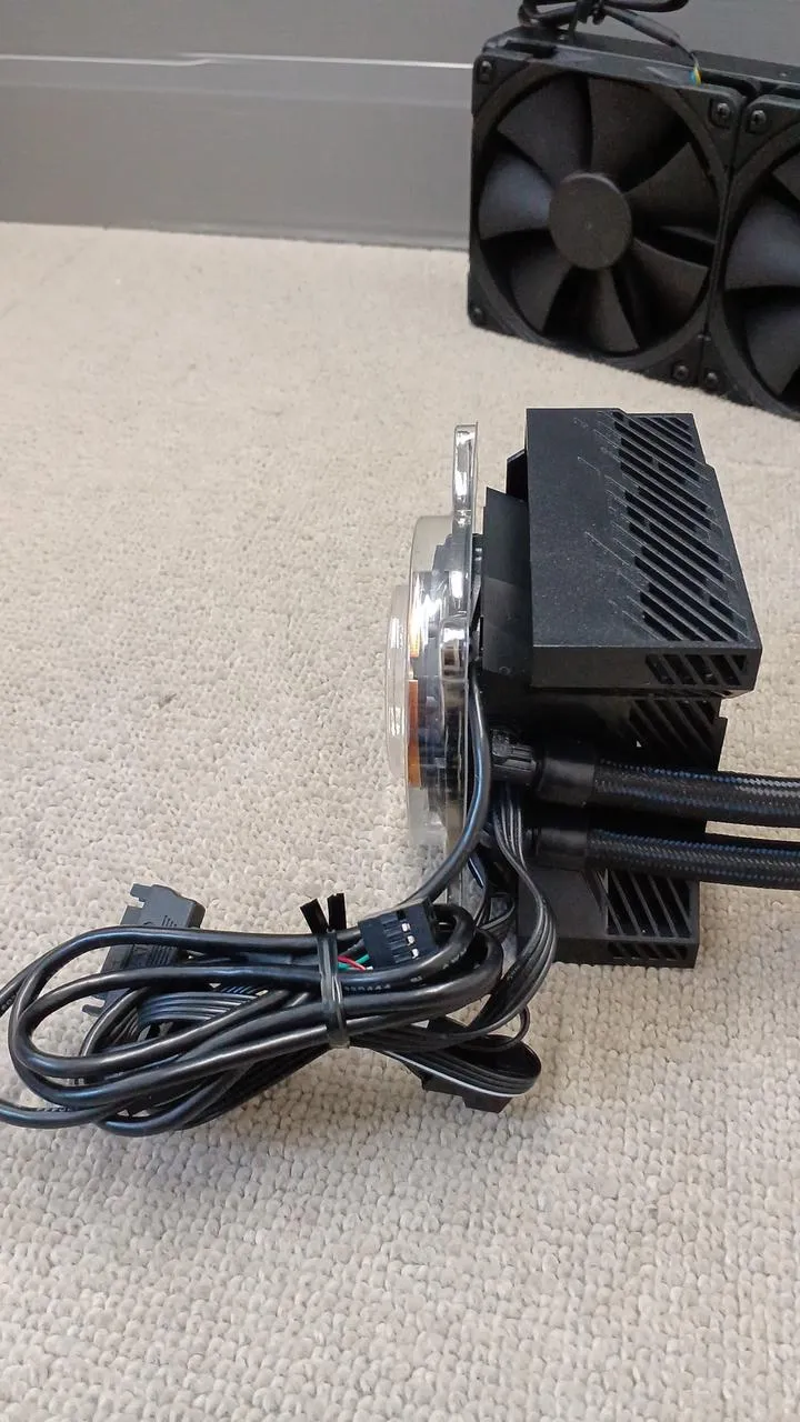 ASUS Water-Cooled CPU Cooler ROG RYUJIN360