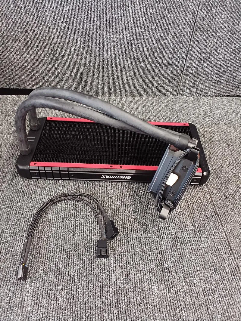 [JUNK] ENERMAX CPU cooler LIQTECH240