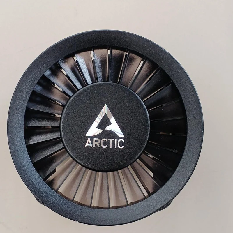 ARCTIC Integrated Water Cooler ACFRE00136A