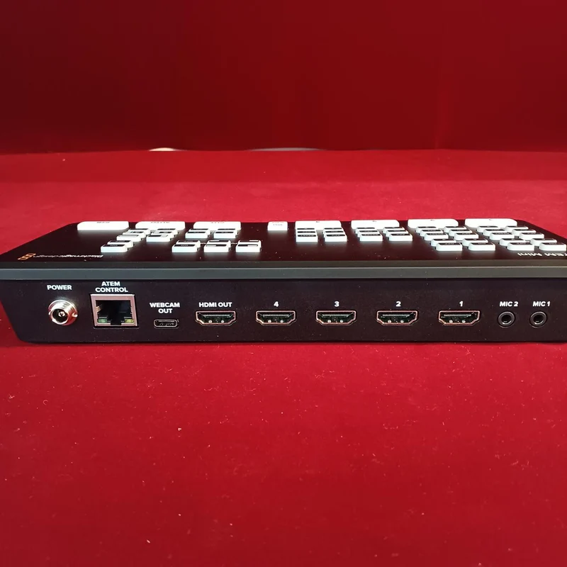 Mélangeur vidéo BLACKMAGIC DESINE ATEM MINI