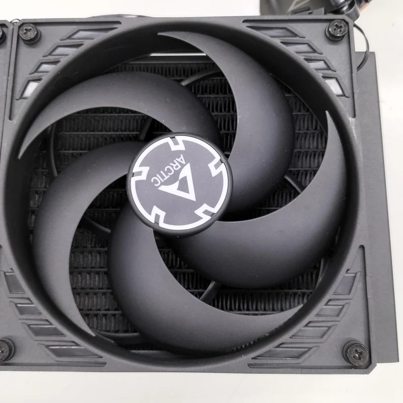 ARCTIC Water-Cooled CPU Cooler LIQUID FREEZER III.280 ACFRE00135A