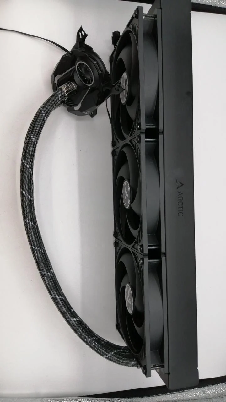 ARCTIC Simple Water Cooler LIQUID FREEZER II 280