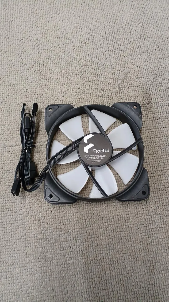 [JUNK] FRACTAL Water Cooler LUMEN S24 RGB