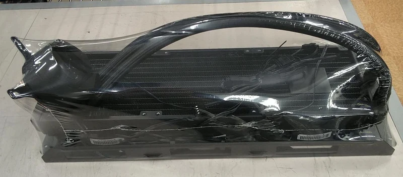 Refroidisseur de processeur à eau MSI MAG CORELIQUID 360R V2