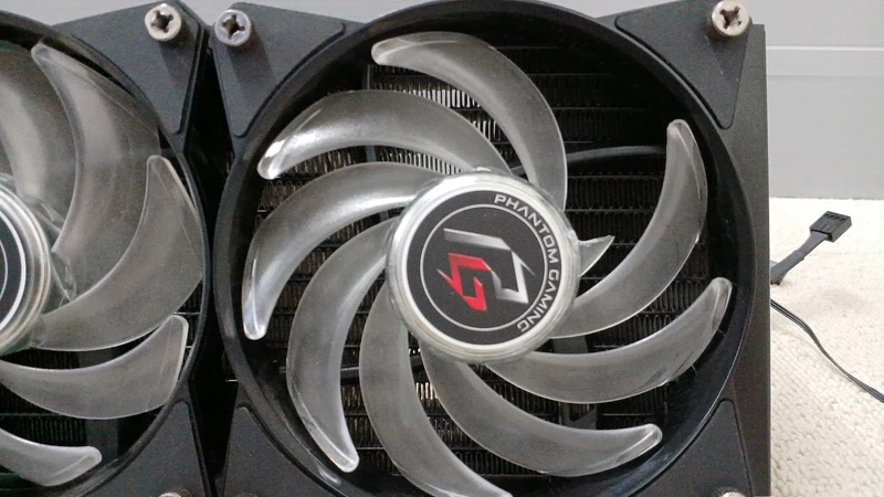 [JUNK] COOLER MASTER CPU Cooler MLX-D24M-A20PC-RP