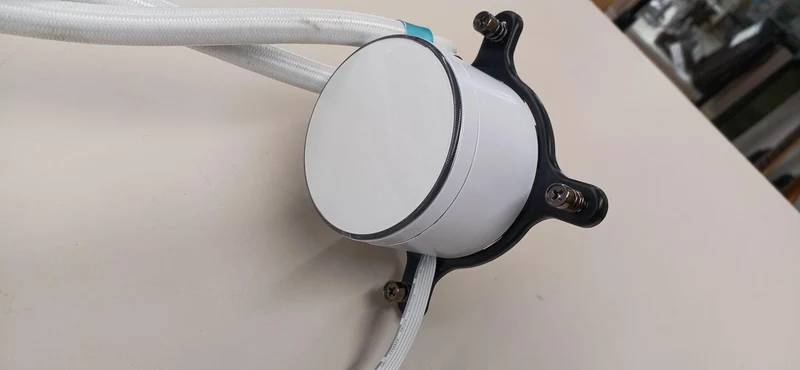 [JUNK] PROARTIST Water Cooling Cooler AIO3-WH