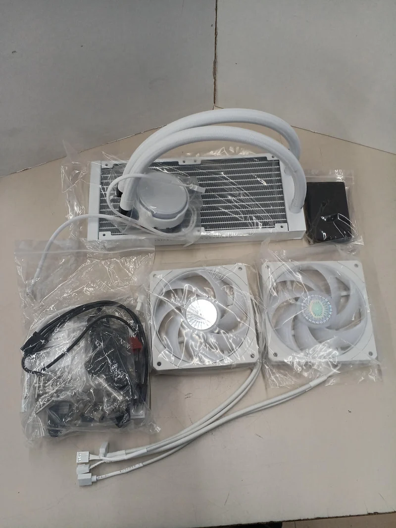 COOLER MASTER Water Cooler PL240 FLUX