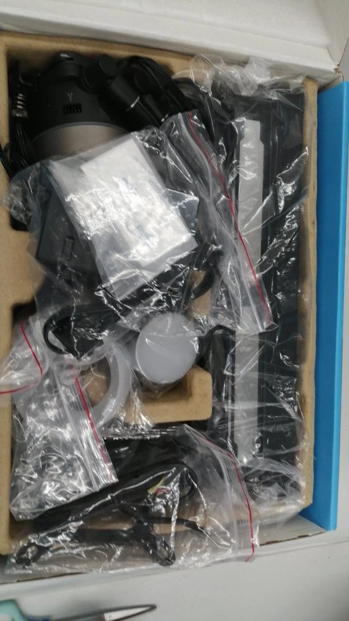 Refroidisseur à eau LIANLI GA II TRINITY SL-INF 240