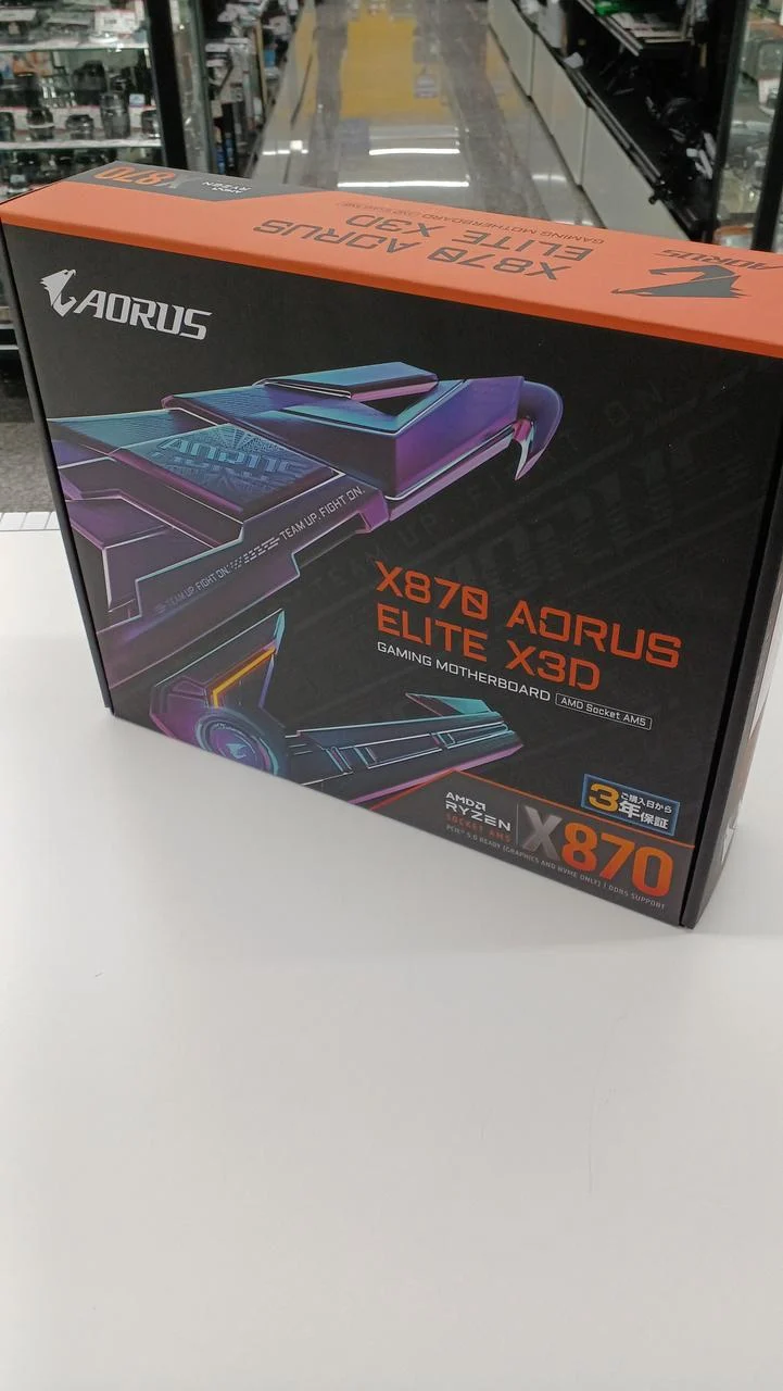 Carte mère GIGABYTE X870 AORUS ELITE X3D