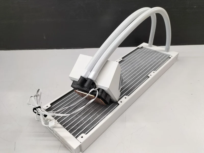 Refroidisseur de processeur DEEPCOOL LT720-WHAMNF