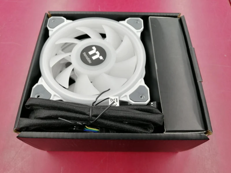 THERMALTAKE Case Fan CL-F100-PL12SW-A