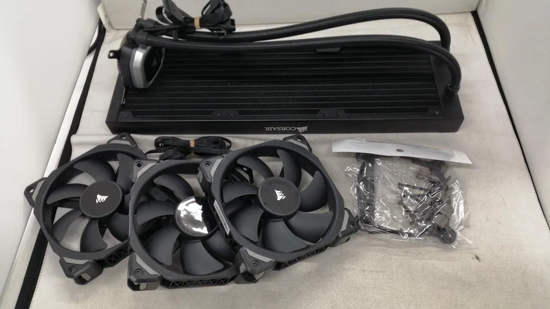 Système de refroidissement liquide CORSAIR H150I PRO RGB