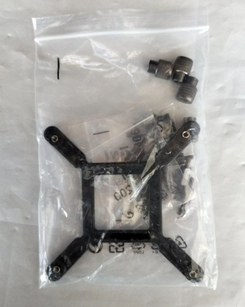 [À DÉCHETER] Refroidisseur liquide de refroidissement CORSAIR ICUE H170I ELITE CAPELLIX