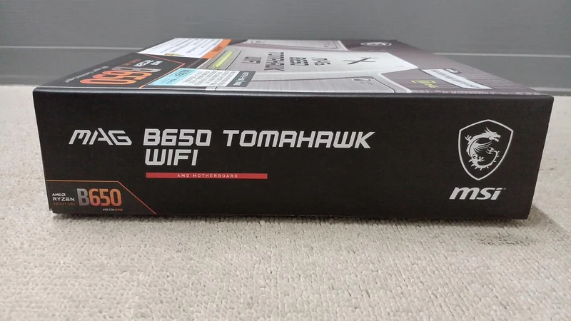MSI Motherboard B650 TOMAHAWK WIFI