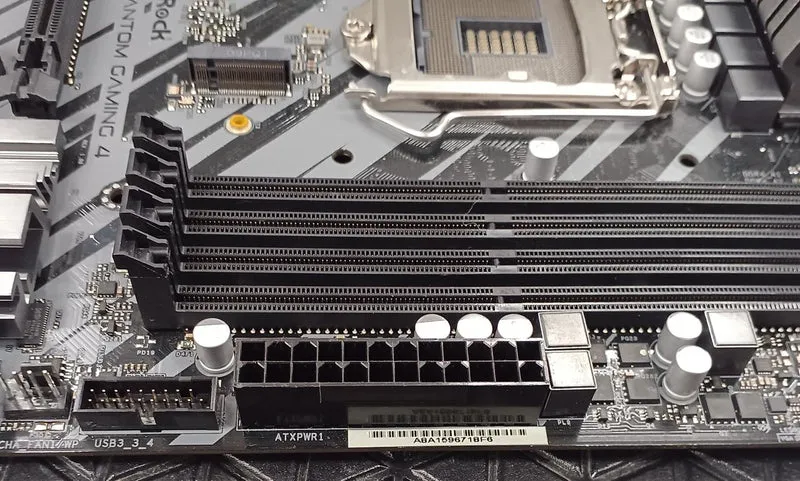 ASROCK Motherboard H470 PHANTOM GAMING4