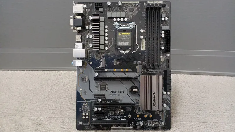 ASROCK Motherboard: Z370M PRO4