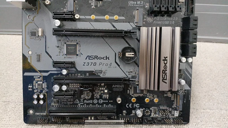 ASROCK Motherboard: Z370M PRO4