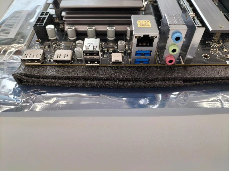 [JUNK] ASROCK Motherboard B760M R2.0