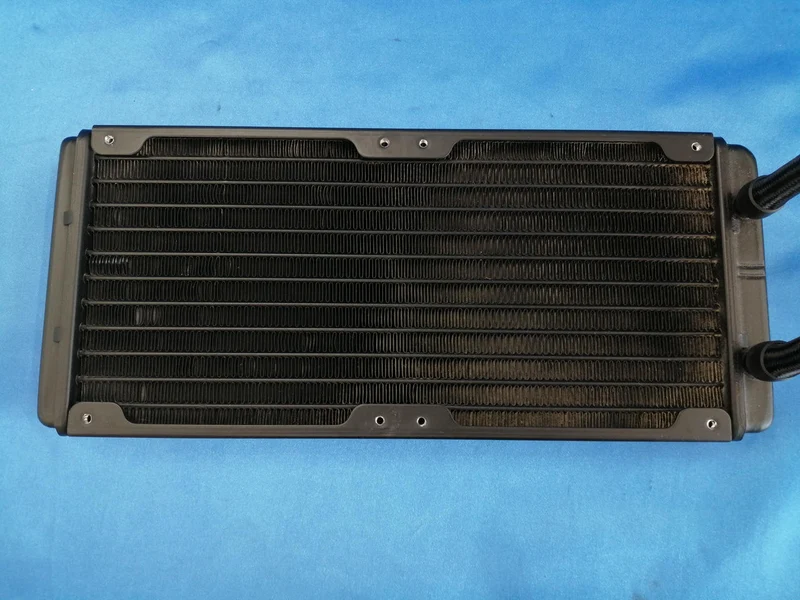 ASUS Water-Cooled CPU Cooler ROG RYUJIN II 240